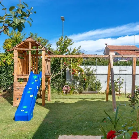 Semesterbostad Davorka Ližnjan