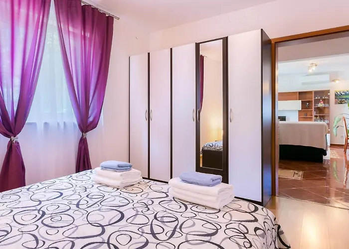 Davorka Semesterbostad *