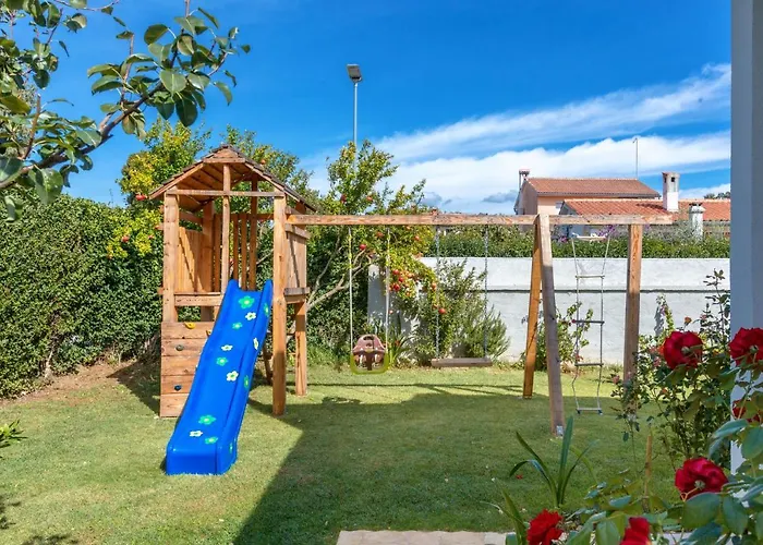 펜션 Davorka Ližnjan